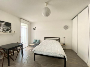 Joli studio avec terrasse près du vieux-port